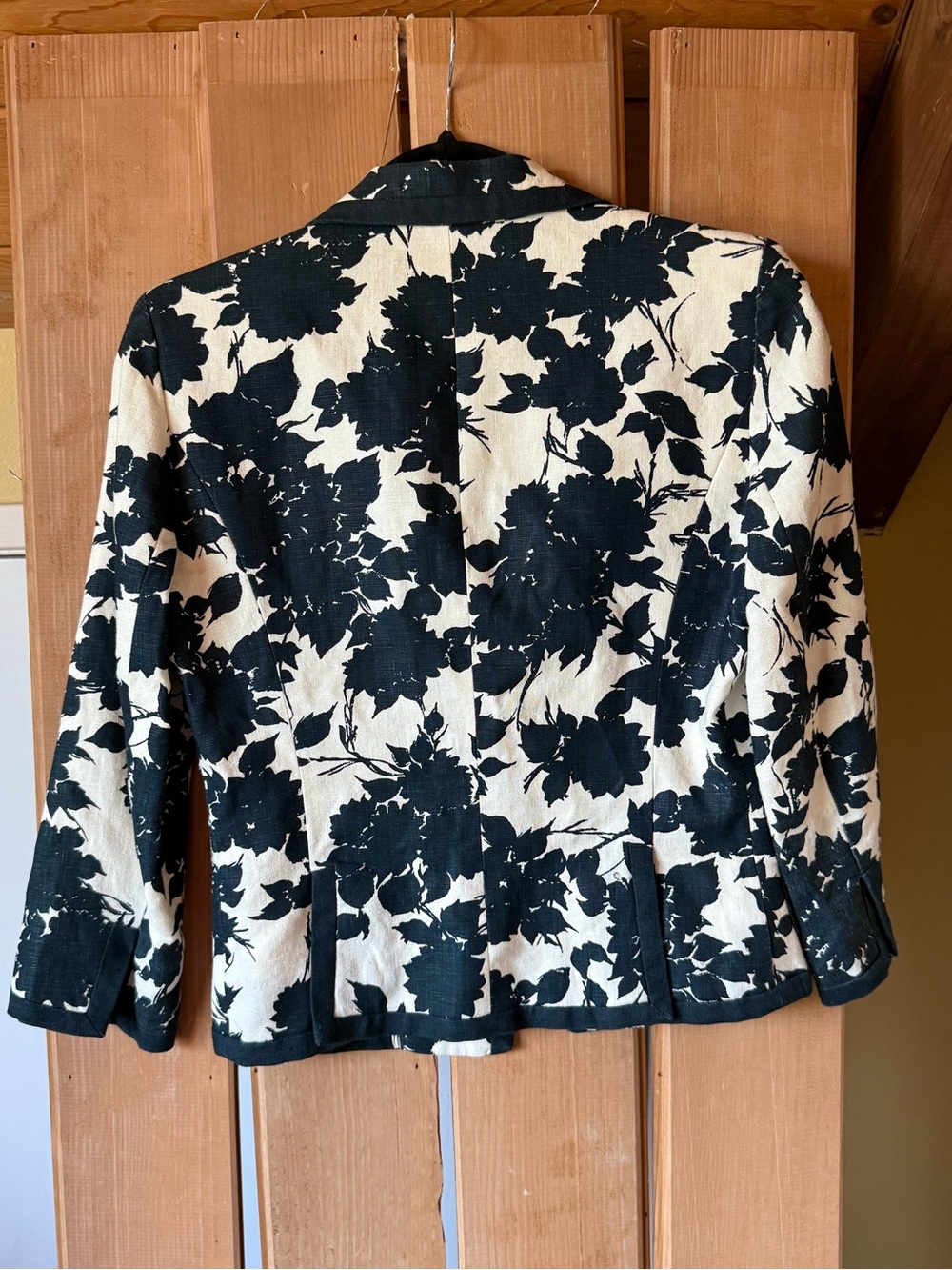 J. Crew Cream and Black Floral Print Linen Jacket - Picture 7 of 7